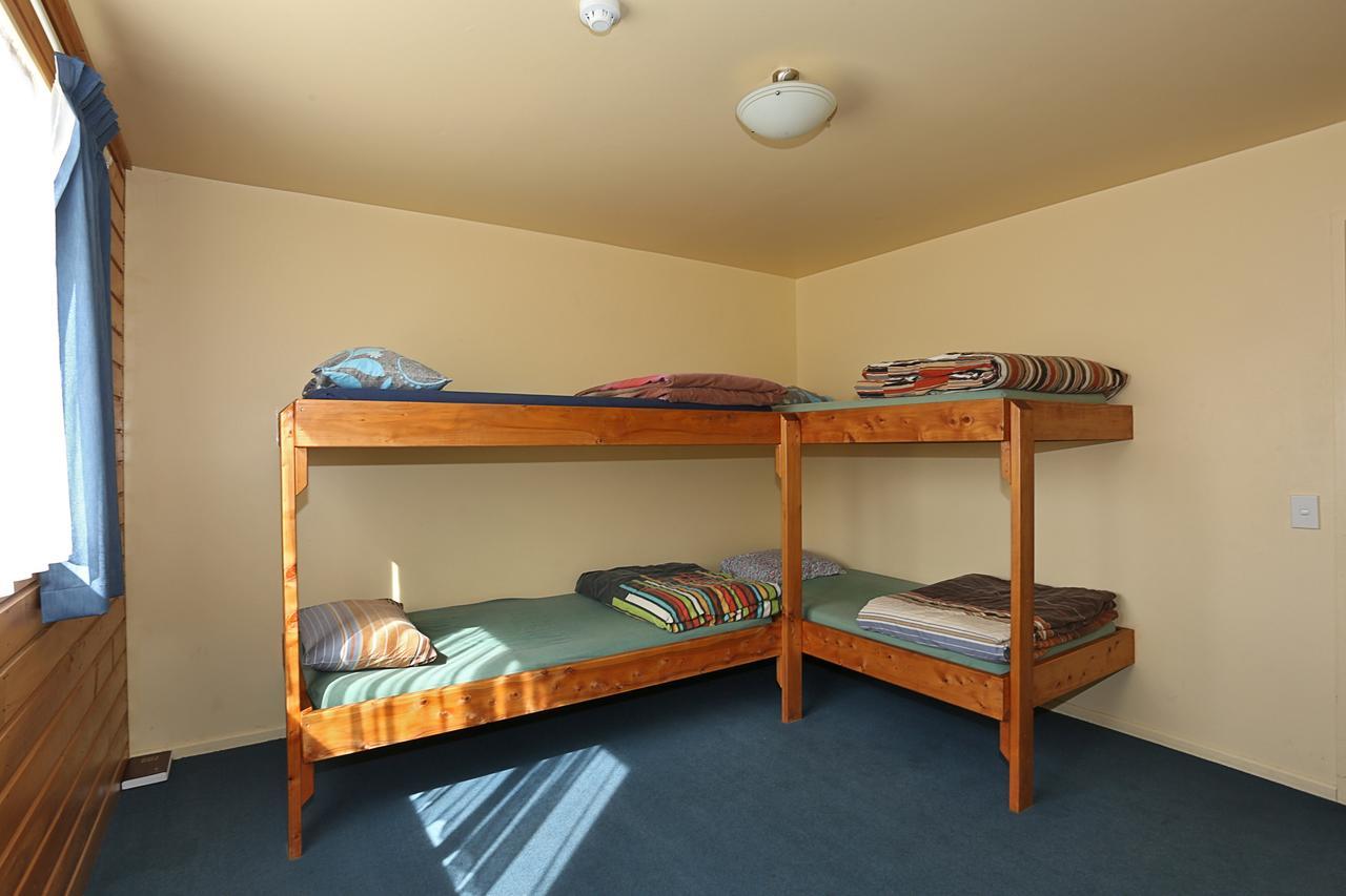 Hotel Tui Base Camp Tuatapere Zewnętrze zdjęcie